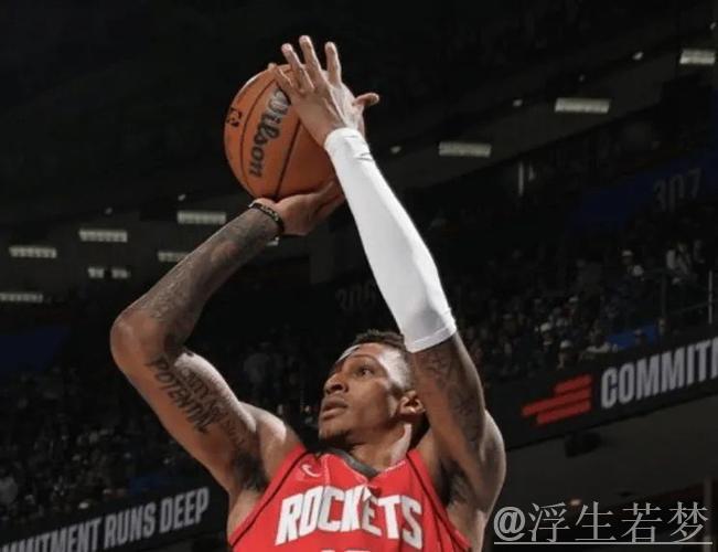 火箭115-113快船 球员评价:阿门满分,6人及格,2人低迷 火箭115-113快船 球员评价:阿门满分,6人及格,2人低迷